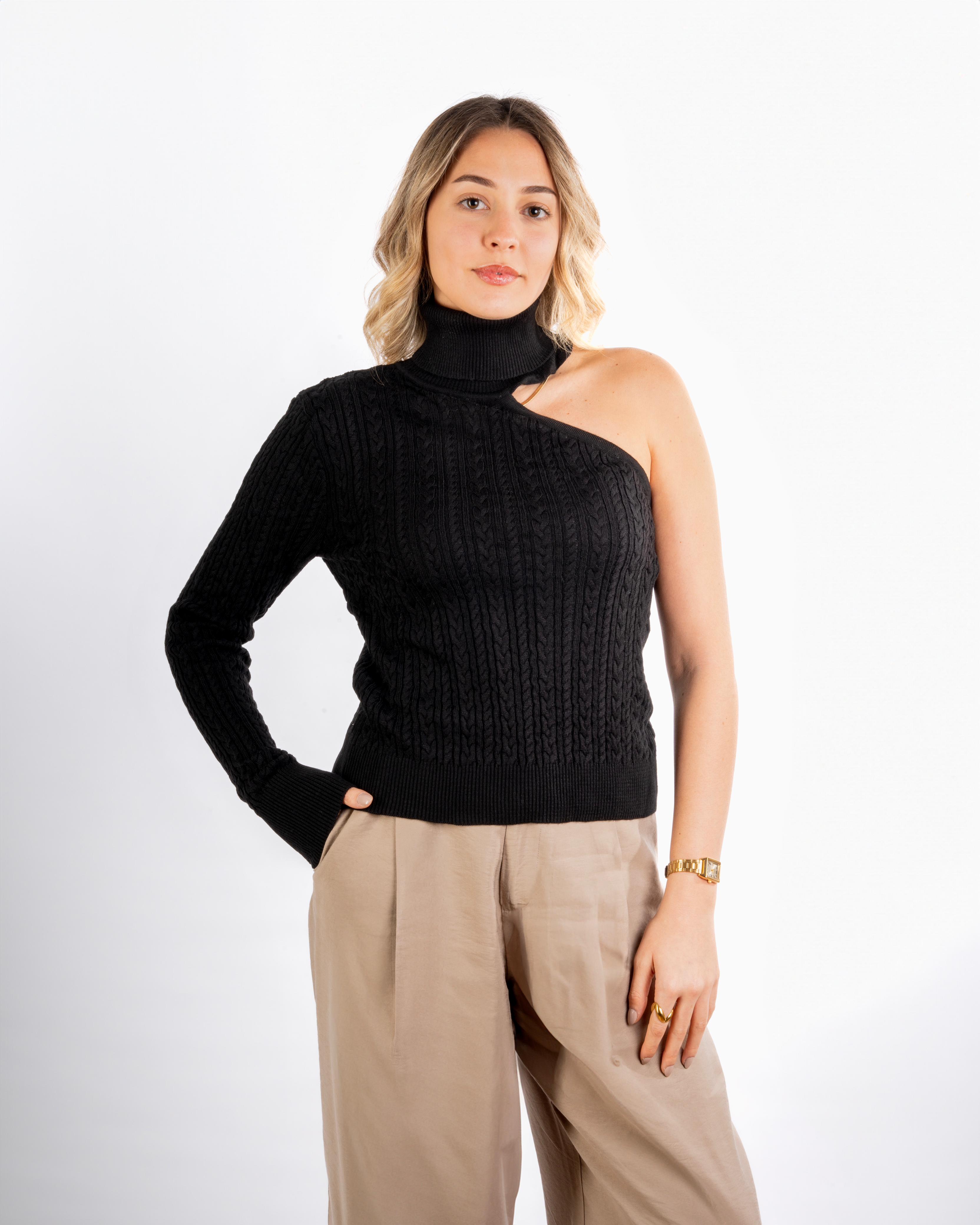 One shoulder Knitwear